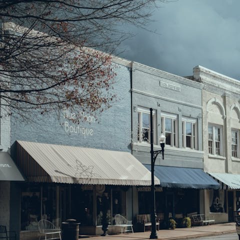 Explore Statesboro's cafe and shopping scene nearby