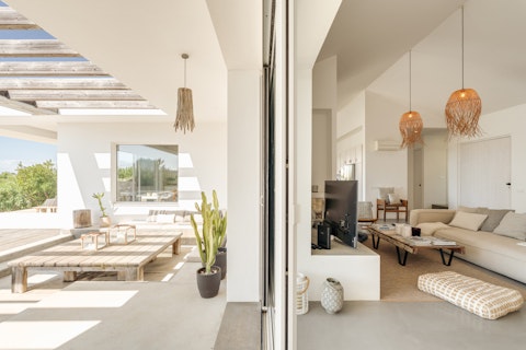Slide open the doors and let the terrace become part of the room