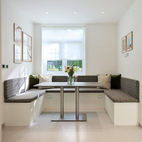 Start the day with breakfast in the dining nook