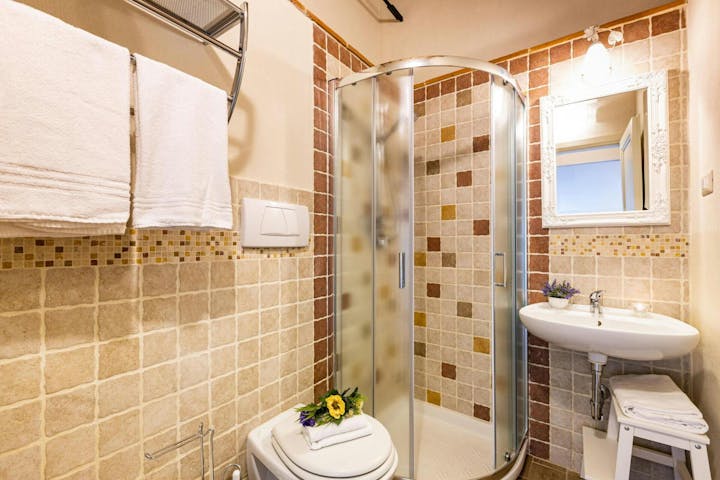 Bathroom photo