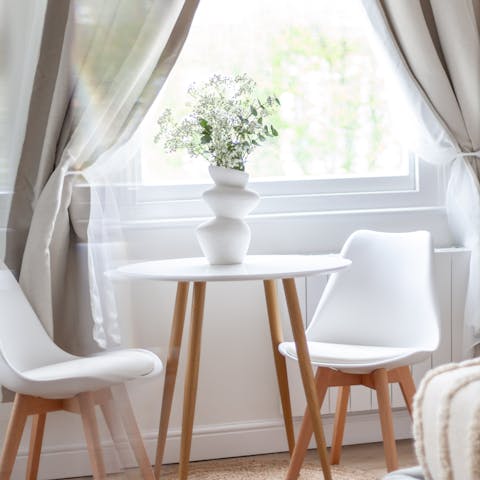 Use the table in the window as a laptop-friendly workspace