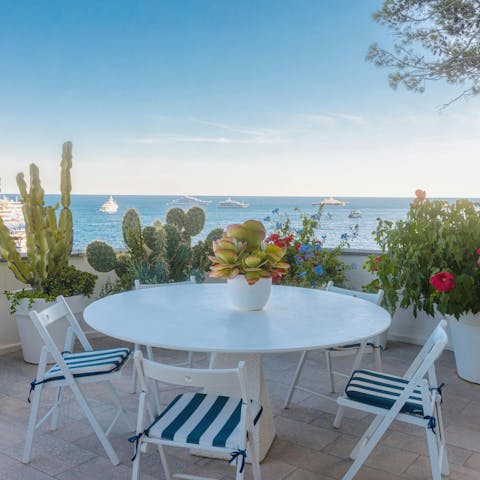 Find the perfect spot for evening drinks on the terrace