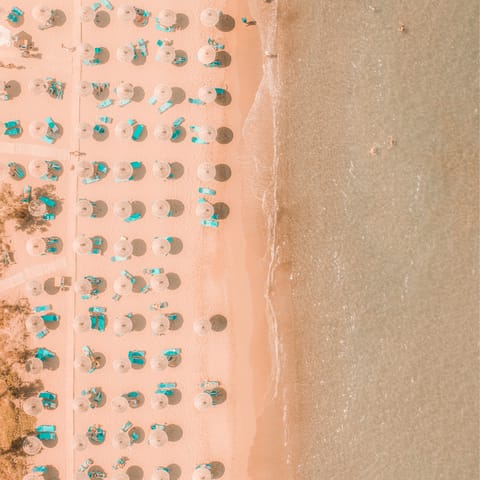 Take a short stroll to Heraklion Beach, just 200m away