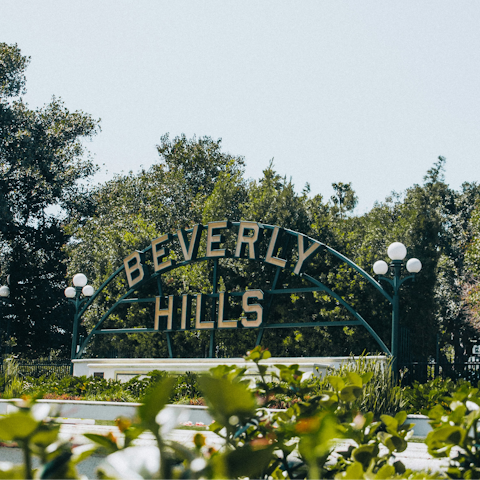 Enjoy an inspiring stay in the heart of Beverly Hills