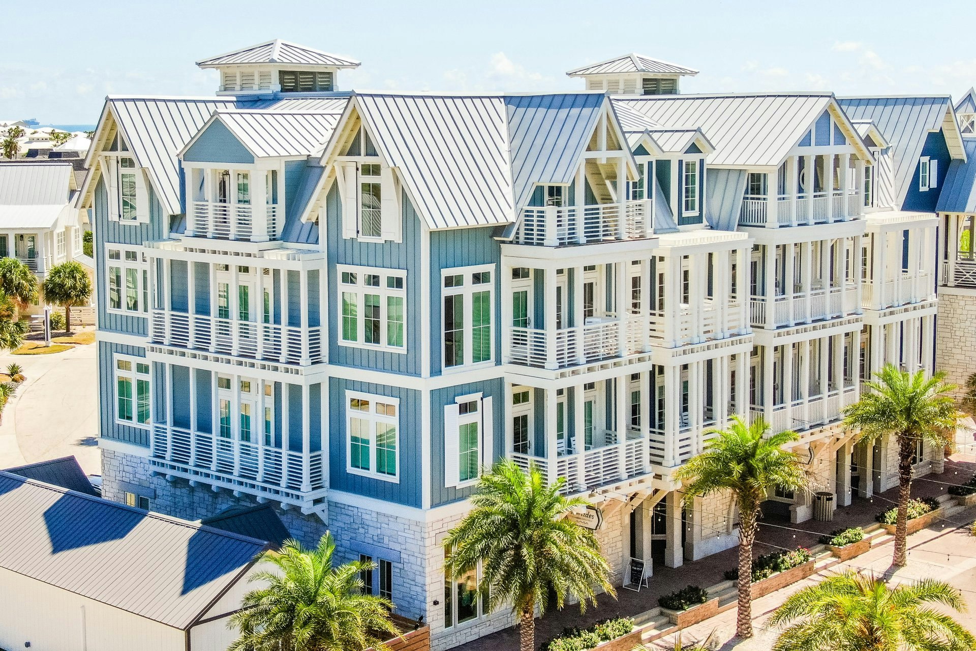 Harbor Horizon Getaway