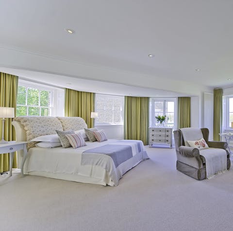 Wake up surrounded by huge windows from every angle