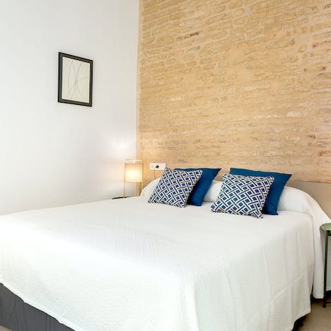 Wake up refreshed and relaxed in your comfortable bed, ready for another day of sightseeing in Seville
