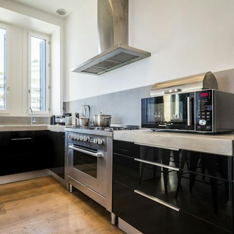 Cook up a storm in the fully fitted kitchen