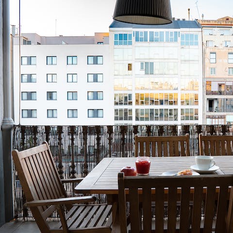 Take a bottle of Catalan wine out to the private terrace
