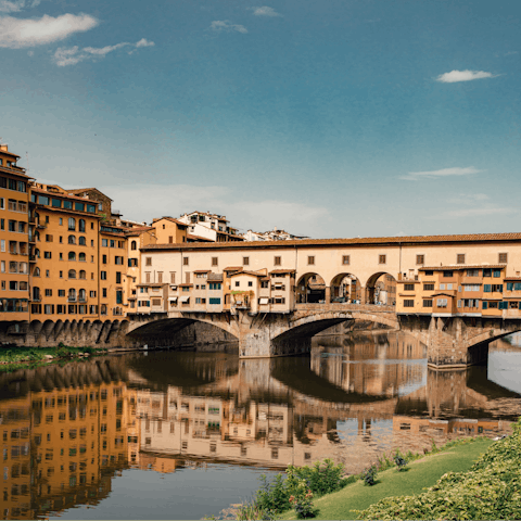 Stroll two minutes to reach the Ponte Vecchio in the centre of Florence