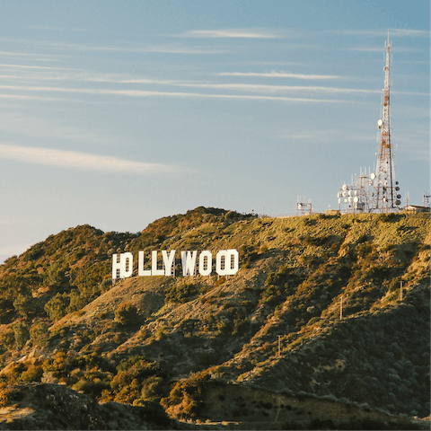 Say hooray for Hollywood from this excellent location on Franklin Avenue