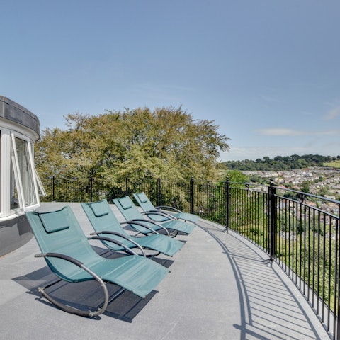 Lounge on the cosy beds with glorious views