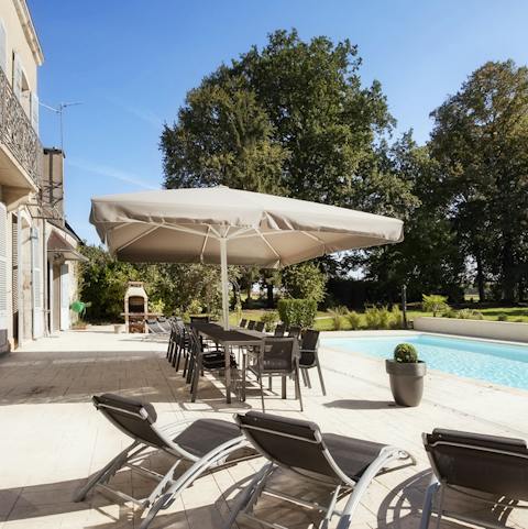 Dine al-fresco beneath the stars