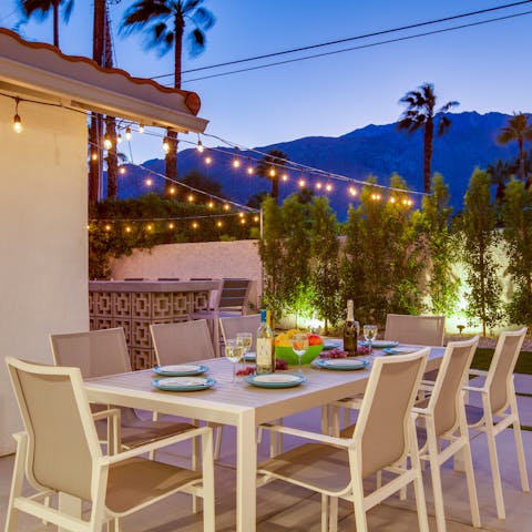 Dine under the stars in the balmy California night