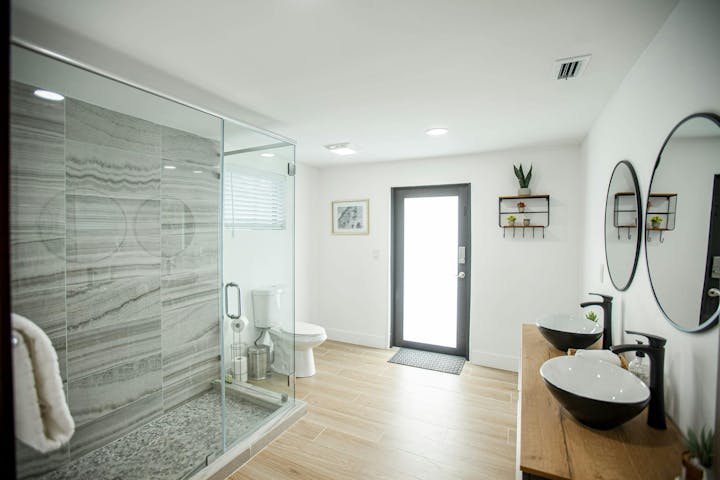 Bathroom photo