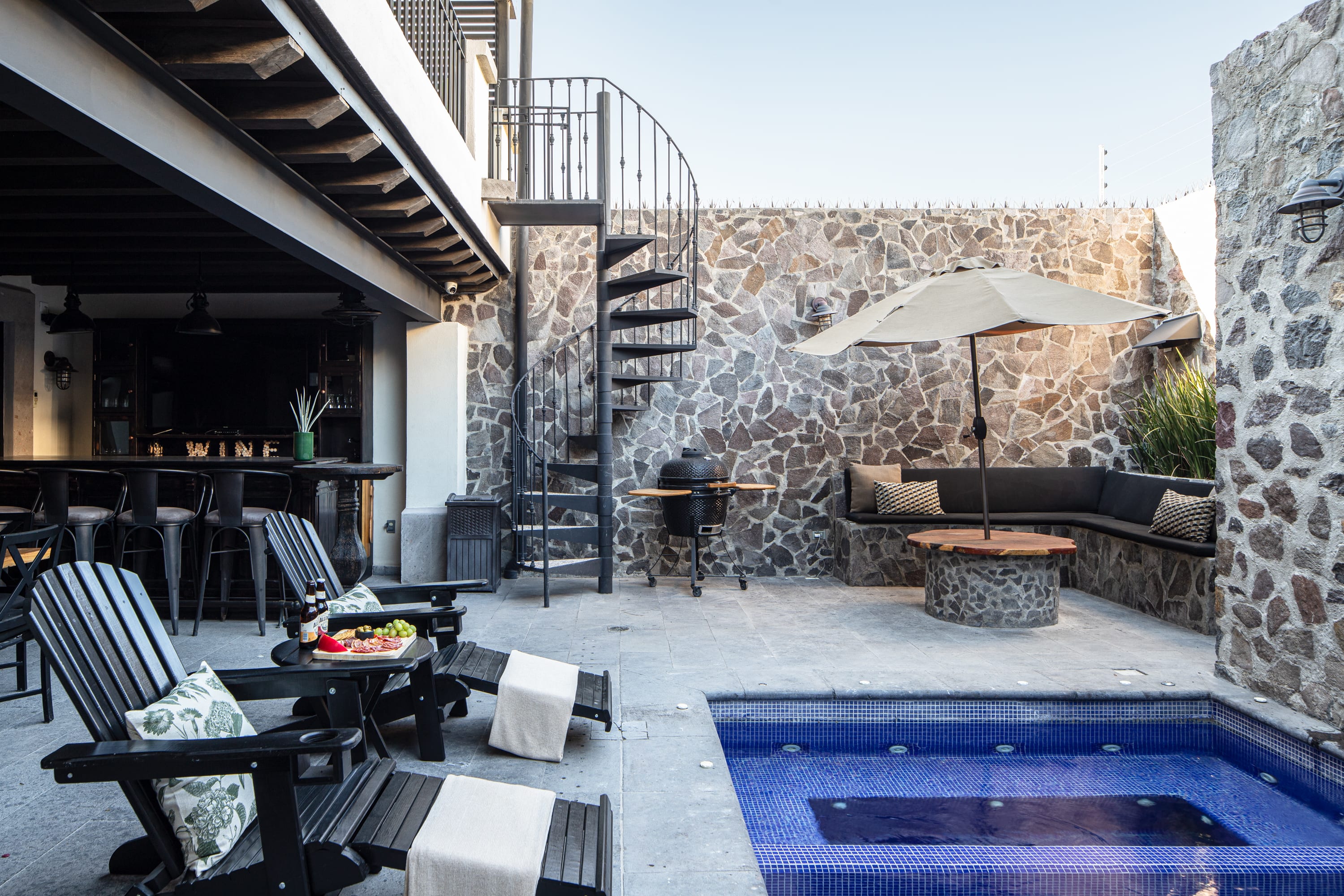 Jardín & Stone