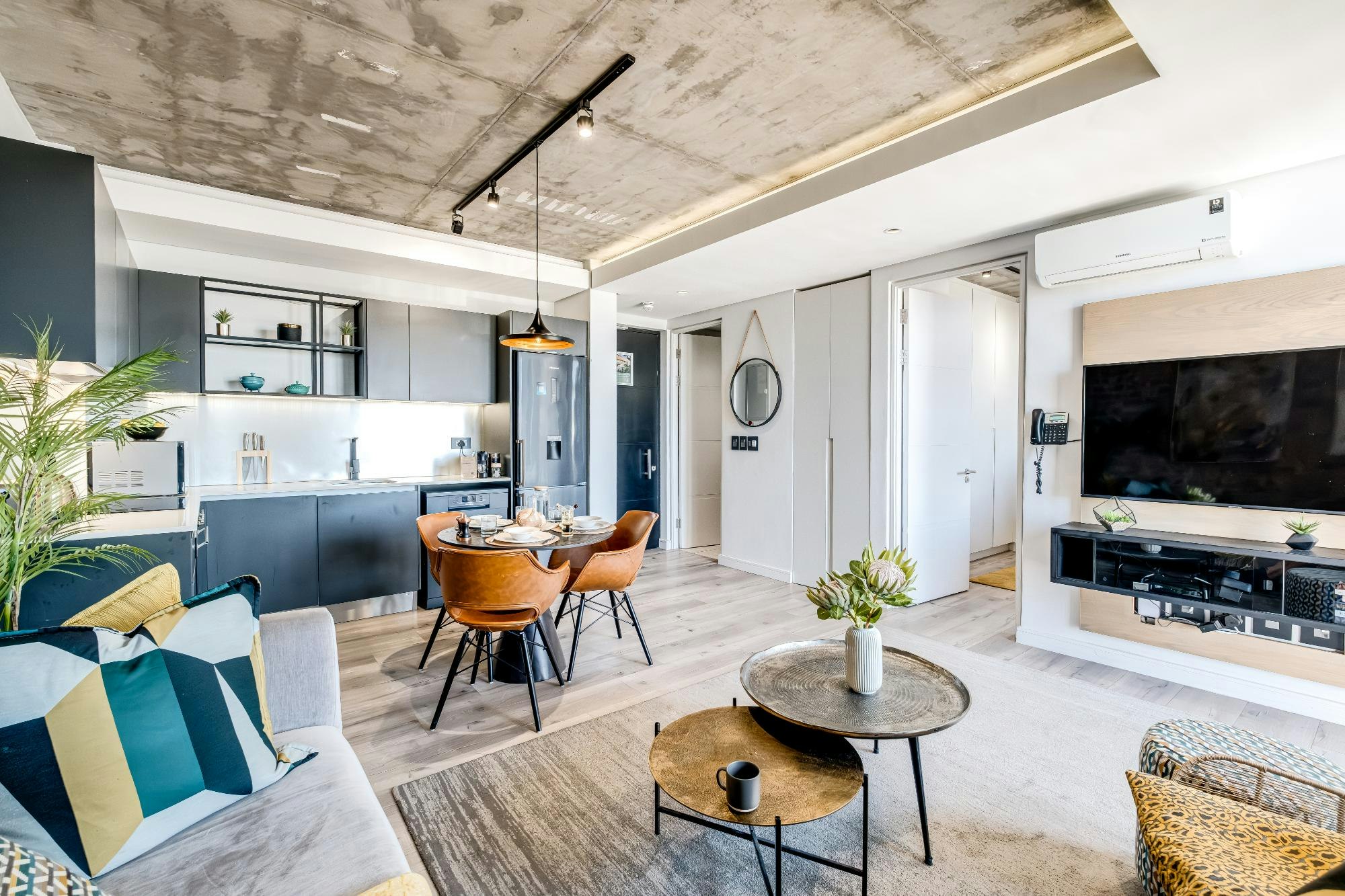 Modern Industrial