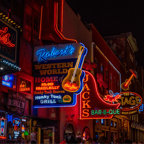 Discover the vibrant streets of Nashville, just 10 minutes away
