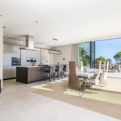 Rustle up brunch and mimosas in the sleek, made-for-action kitchen