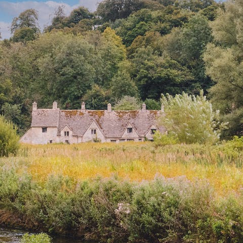 Take refreshing strolls through the beautiful Cotswolds countryside