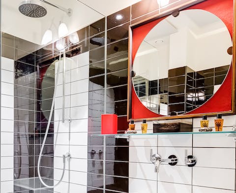 The modernist bathroom
