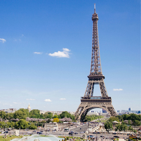 Be inspired while exploring iconic sights across Paris