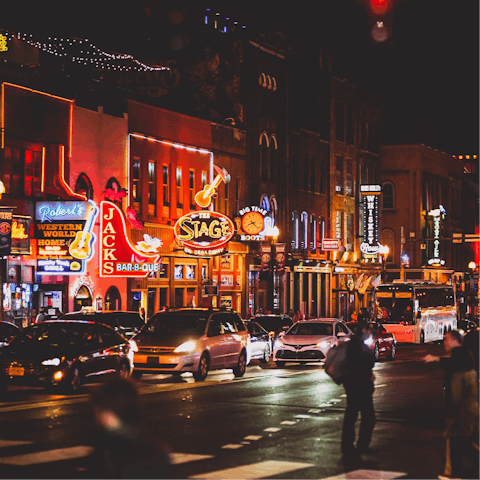 Reach the bright lights of Broadway in ten minutes by car