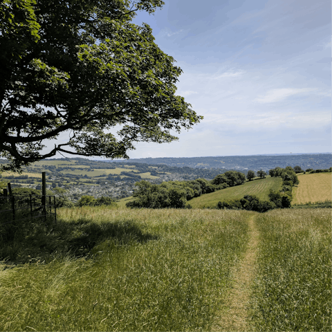 Stay on a Cotswolds Nature Reserve overlooking Somerford Lagoon