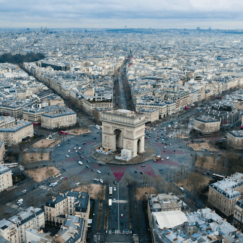 Take a leisurely stroll to the Arc de Triomphe, just a ten-minute walk away