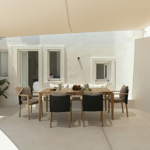 Come together for a spot of lunch on the covered terrace