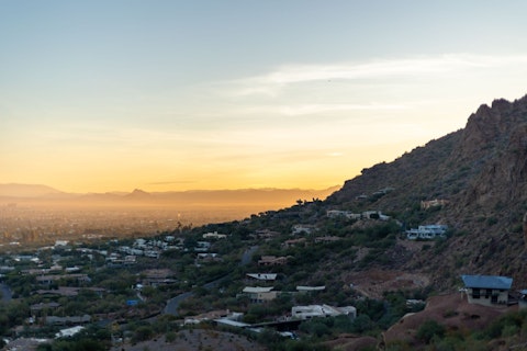 Explore a multitude of stunning hikes in the Phoenix metropolitan area