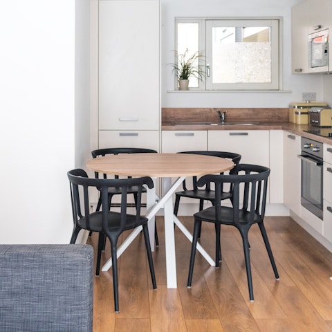 Enjoy a full English breakfast at your dining table