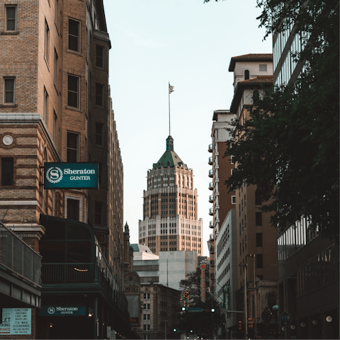 Explore downtown San Antonio, with a wide range of eateries