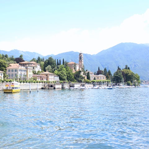 Walk to the beaches on the shore of Lake Garda