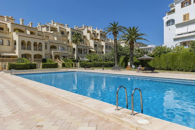 Golden Hues Hideaway