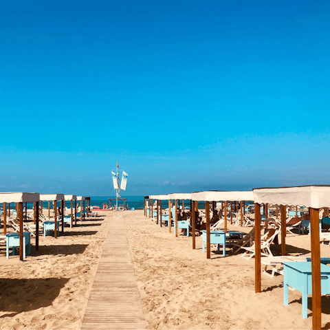 Walk just a few minutes to the beach of Lido di Camaiore