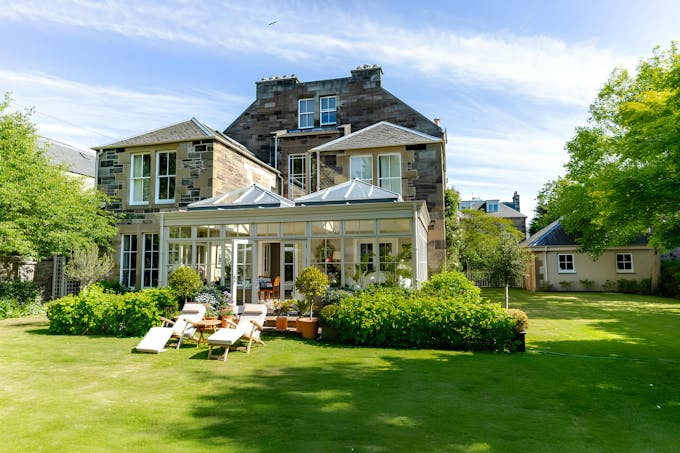 Ravelston Elegance