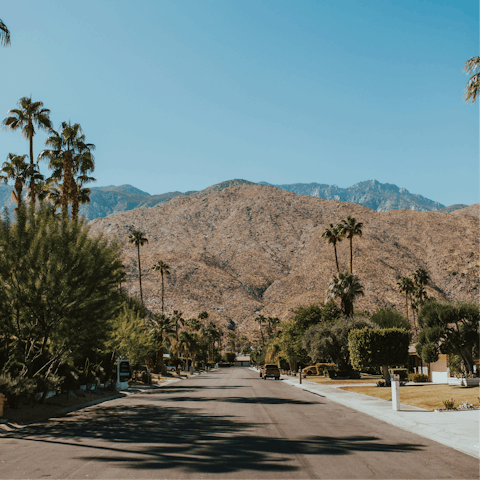 Stay just ten minutes from downtown Palm Springs