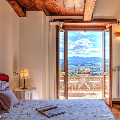 Wake up to rousing countryside views