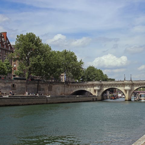 Enjoy a refreshing stroll along the banks of the River Seine
