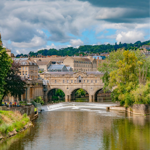 Stay a short walk from Bath's sights