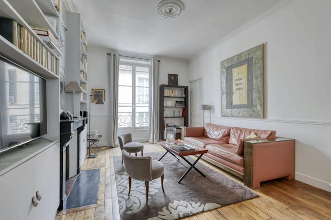 The Parisian Light