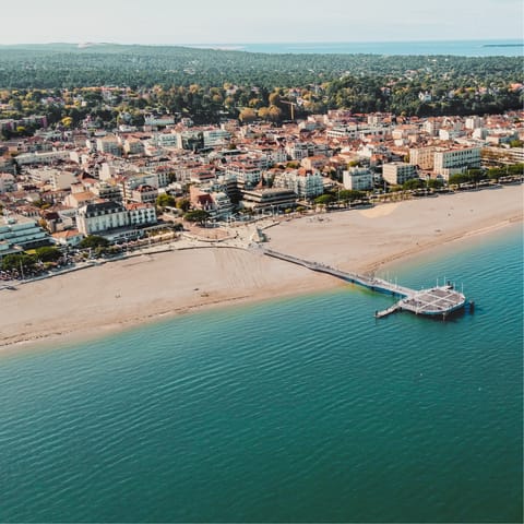 Embrace the rejuvenating spirit of the sea from Arcachon Bay