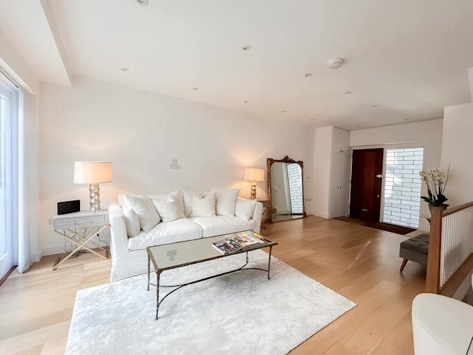 Notting Hill Jewel