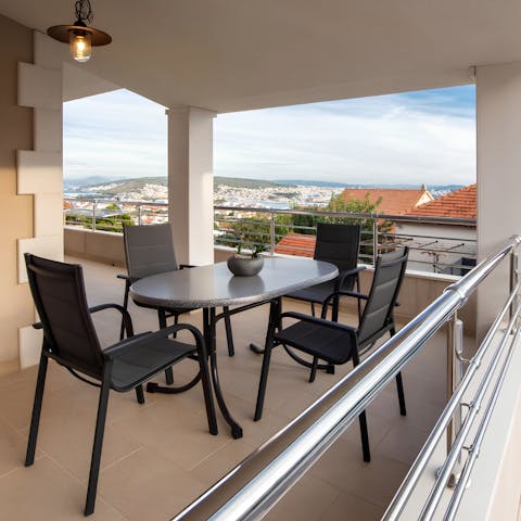 Plan your Croatian adventure over lunch on the balcony