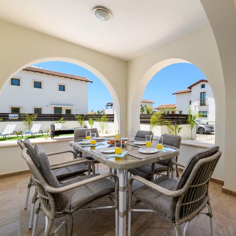 Enjoy a fruity breakfast alfresco in the enclosed terrace