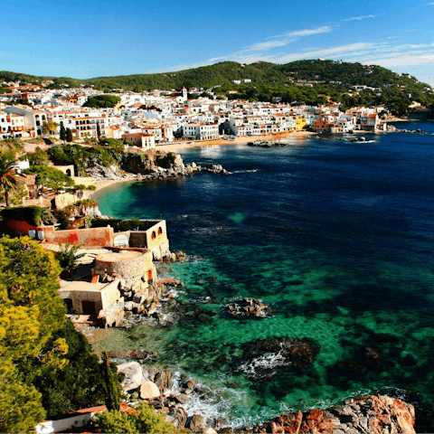 Make the most of the beautiful Costa Brava coastline – Platja El Cau beach is a seven-minute walk