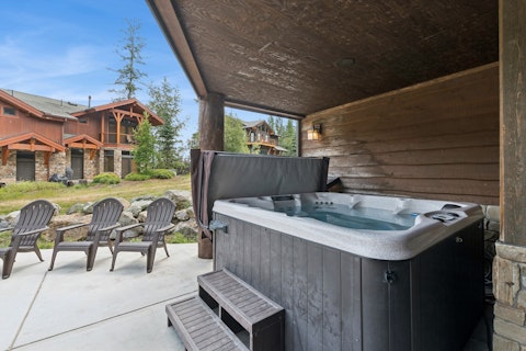 Enjoy a long soak in the hot tub after a day on the slopes