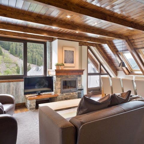 Light the fire and spend cosy evenings relaxing in this welcoming home