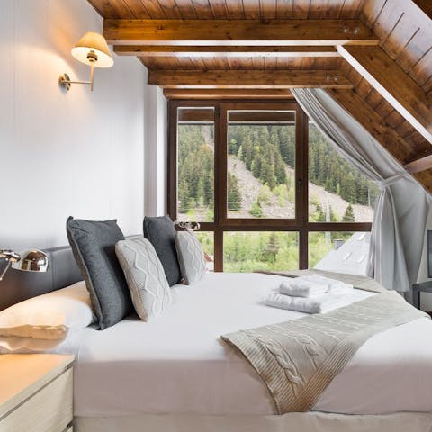 Wake up to refreshing views and feel inspired to explore
